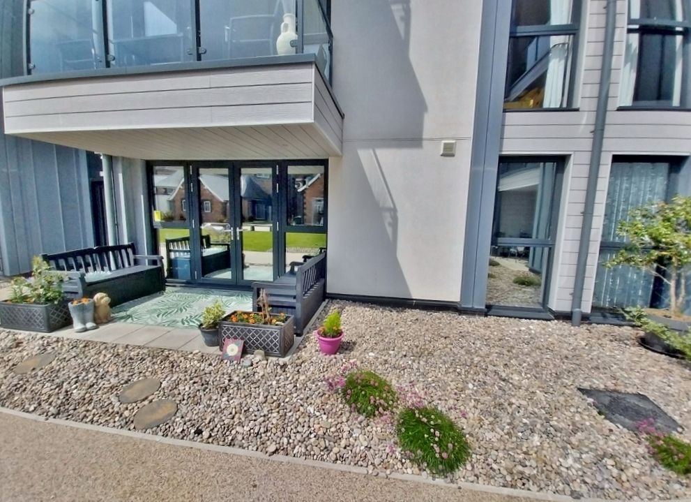 Property photo 3 of 19