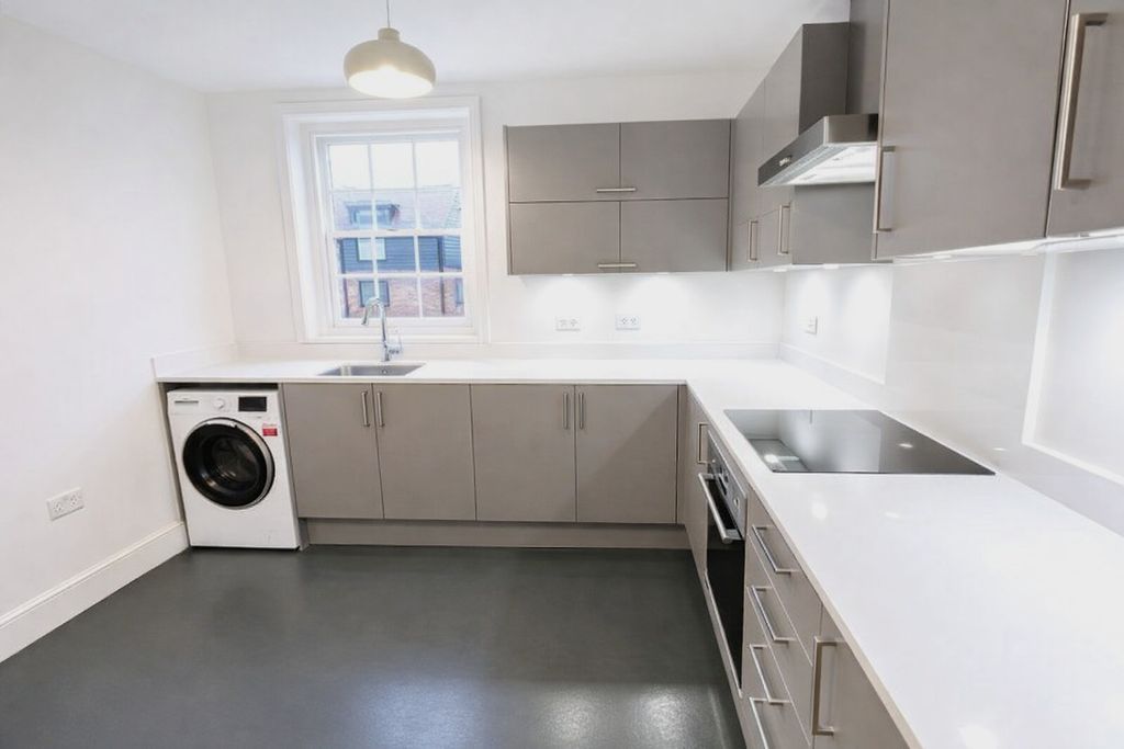 Property photo 2 of 7 2561162