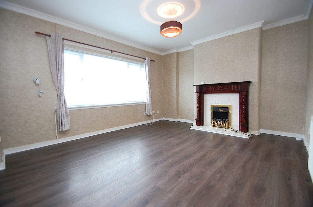 Property photo 2 of 19 4800993