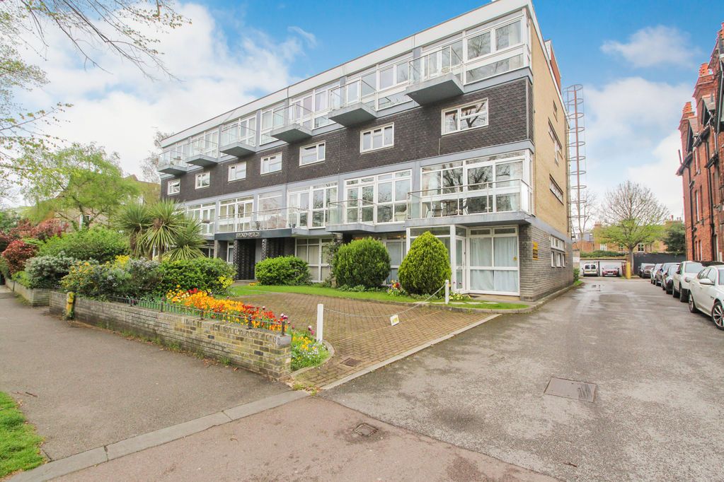 Property photo 1 of 16 Photo 22