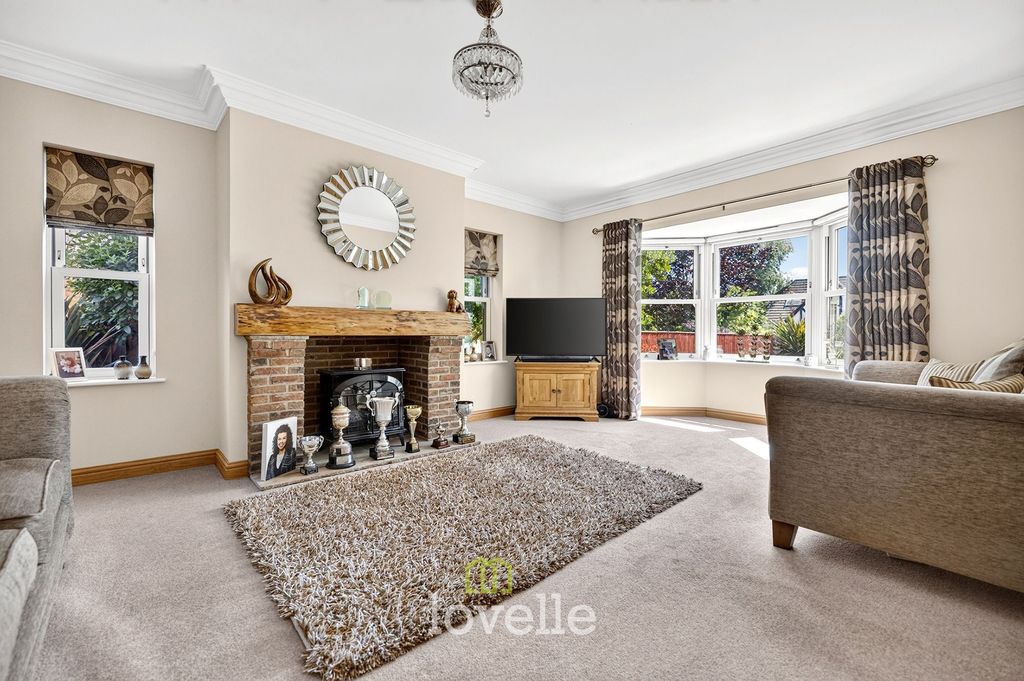 Property photo 3 of 50
