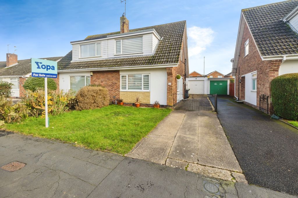 Property photo 1 of 16 Front