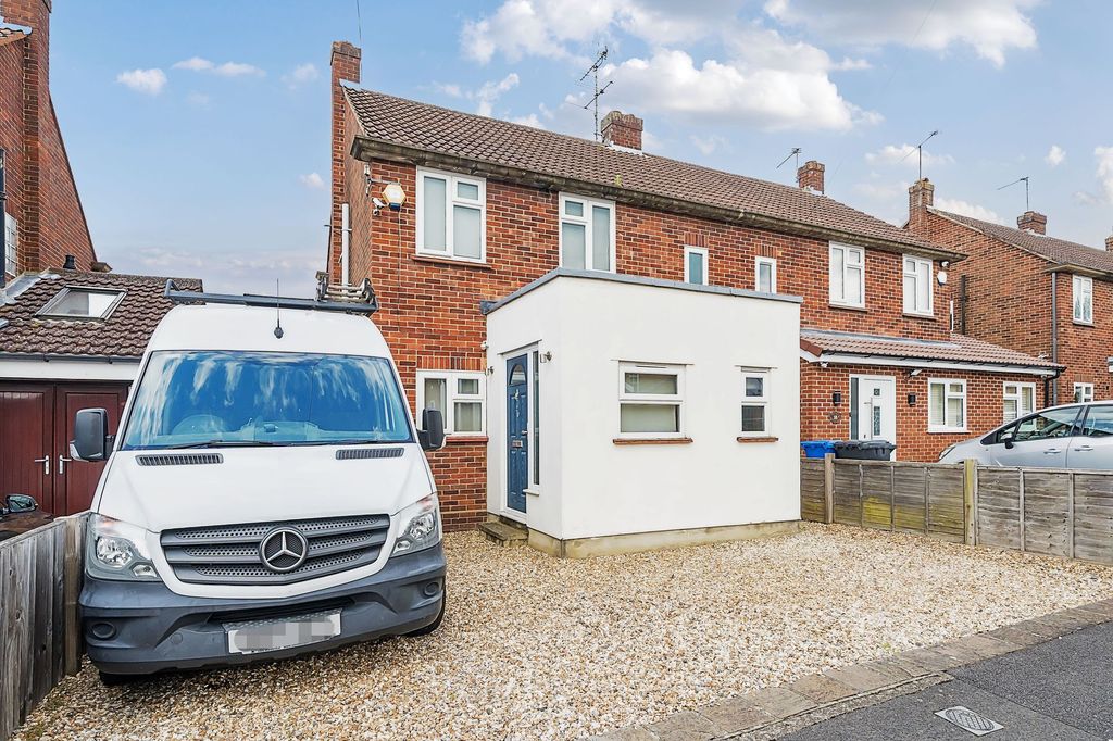 Property photo 1 of 11