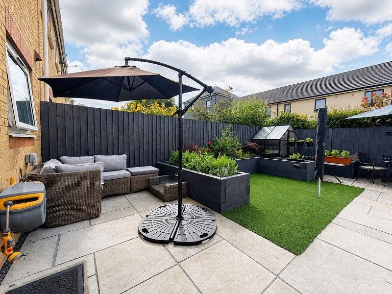 Property photo 2 of 27 Rear Garden