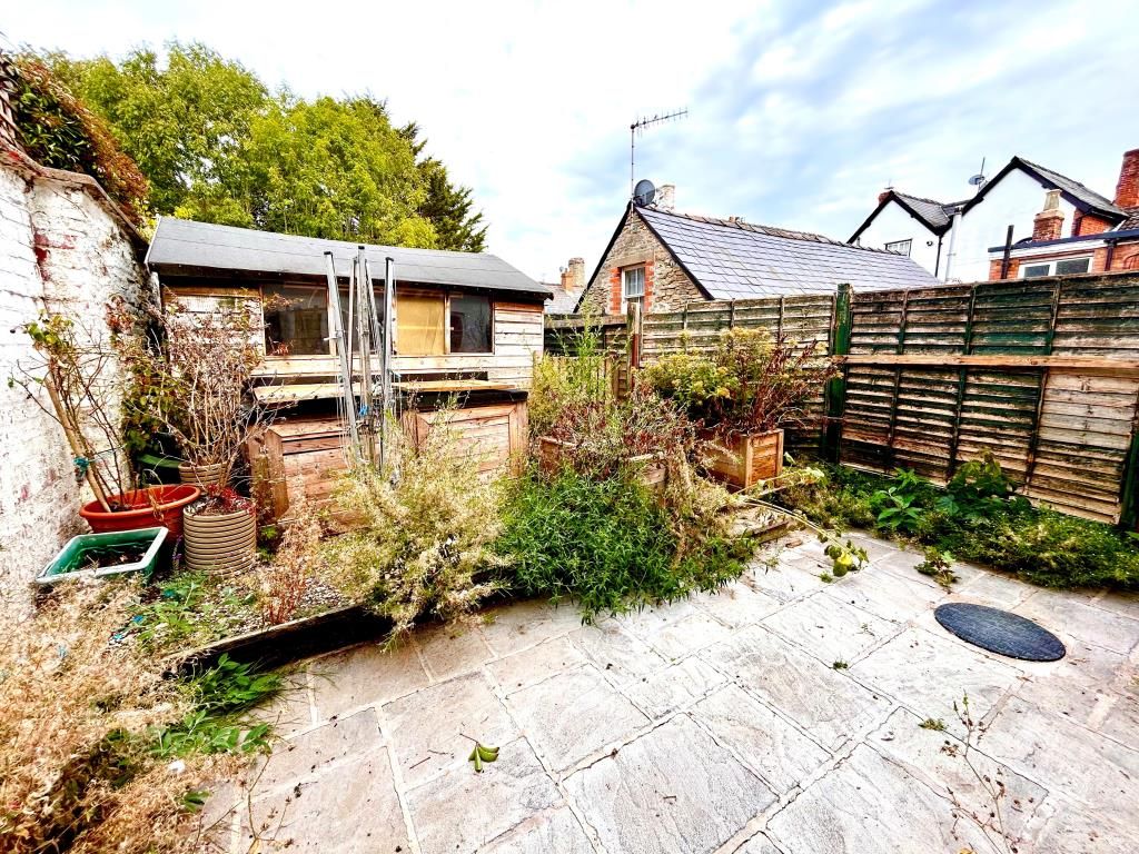 Property photo 2 of 7 Garden View