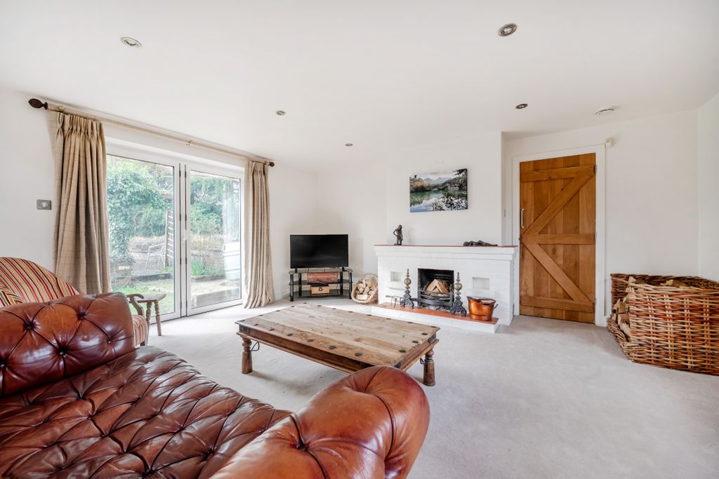 Property photo 3 of 16