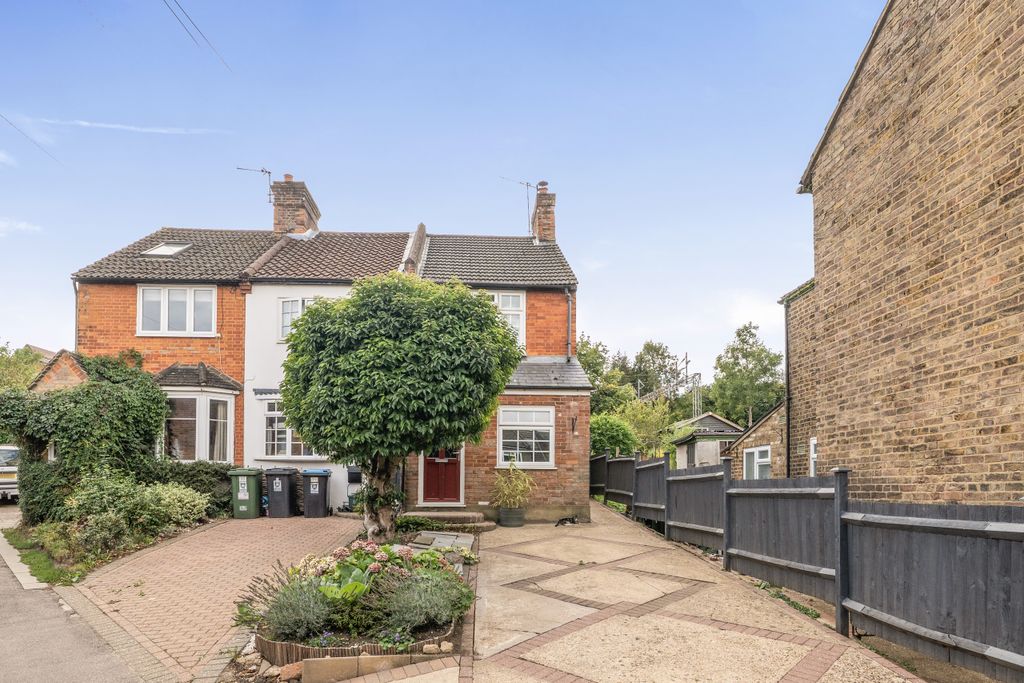 Property photo 1 of 20 1515064 (2)
