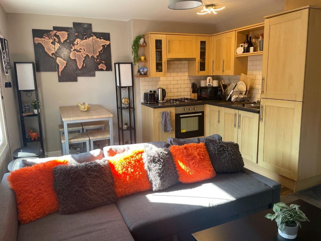 Property photo 2 of 6 1.Jpeg