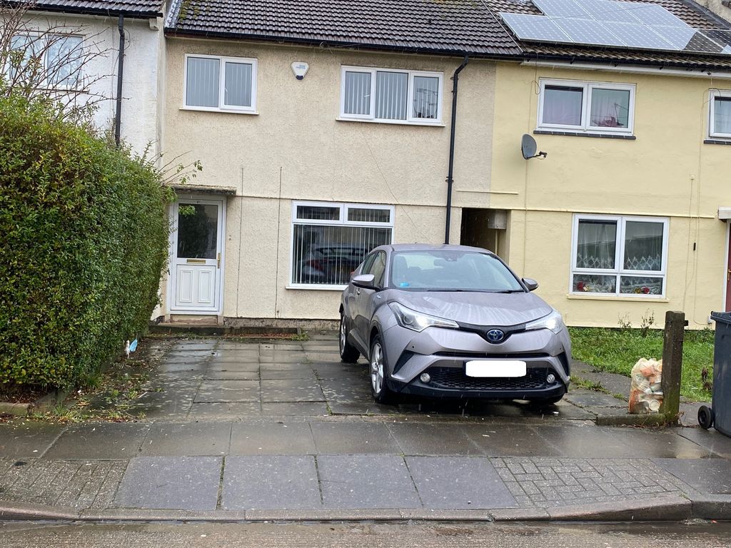 Property photo 1 of 6
