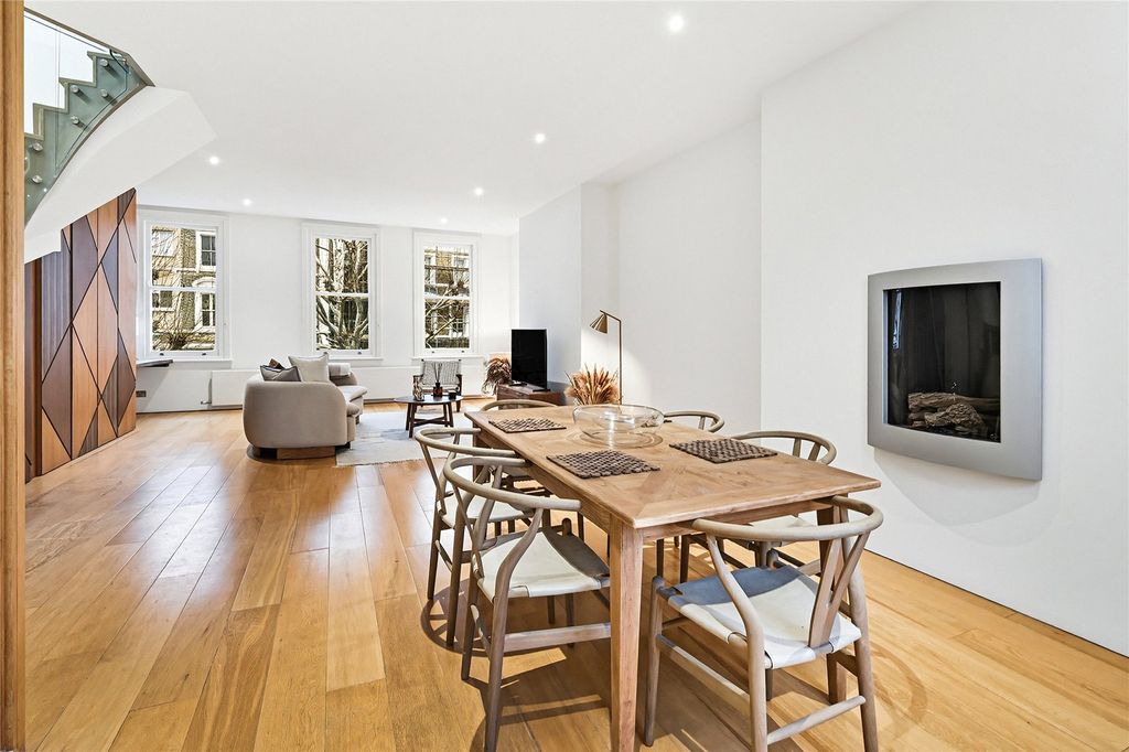 Property photo 2 of 18 Picture No. 05