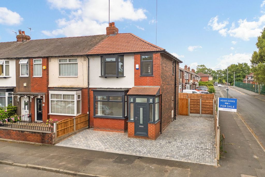 Property photo 1 of 30