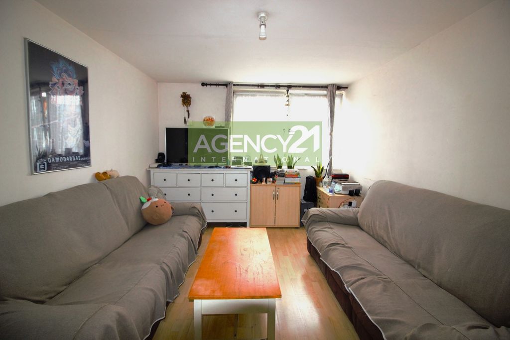 Property photo 1 of 10 Photo 2