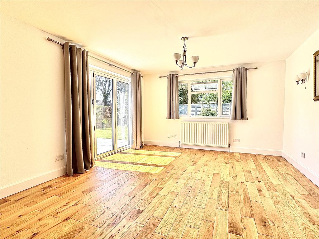 Property photo 3 of 16 Picture No. 09