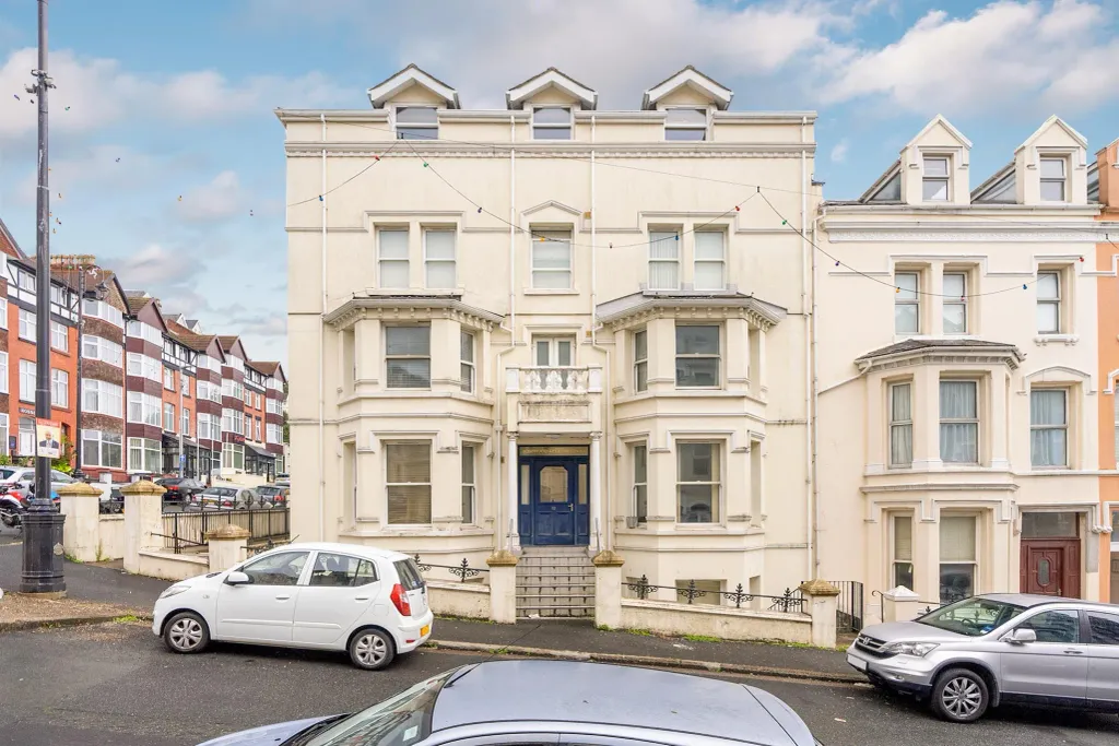 Property photo 1 of 22