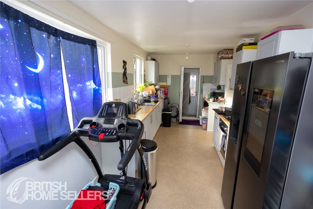 Property photo 3 of 19 Picture No. 13