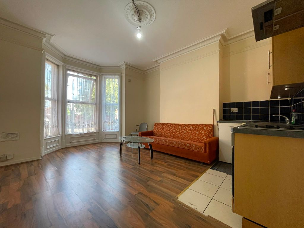 Property photo 2 of 7