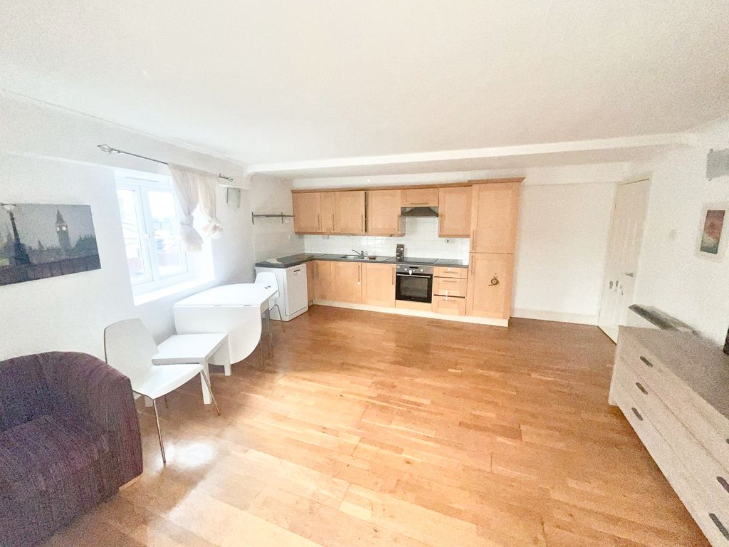 Property photo 3 of 8 Img-20250324-Wa0006