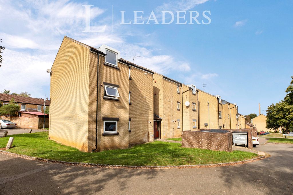 Property photo 2 of 10 2