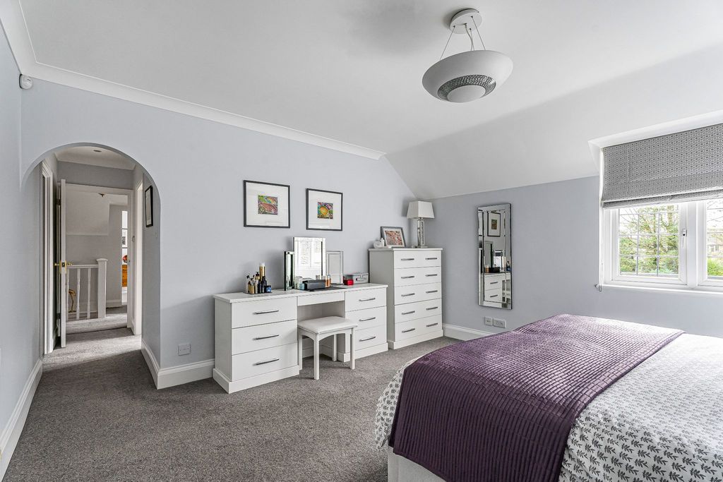 Additional image 21 of 4 bed detached house for saleGeorges Wood Road, Brookmans Park, Hatfield AL9