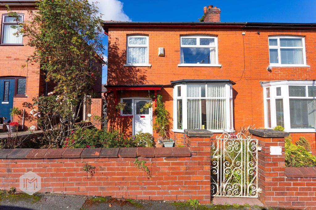 Property photo 1 of 27