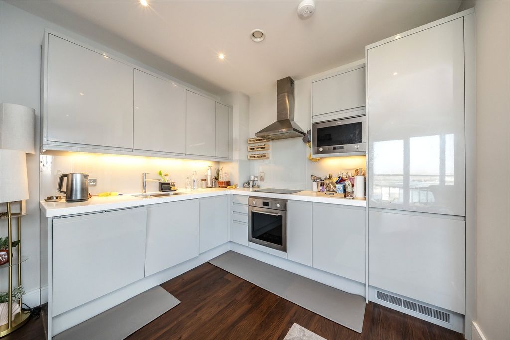 Property photo 3 of 15 Picture No. 06