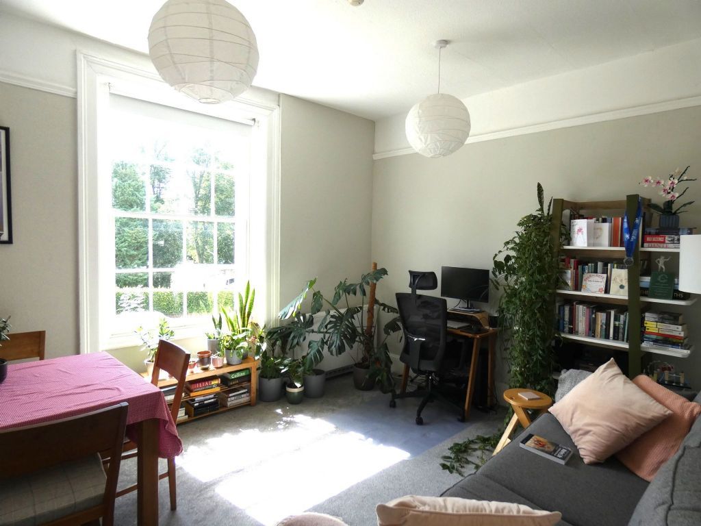 Property photo 2 of 4 Picture 2