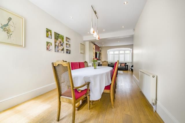 Property photo 2 of 10 Dining Area