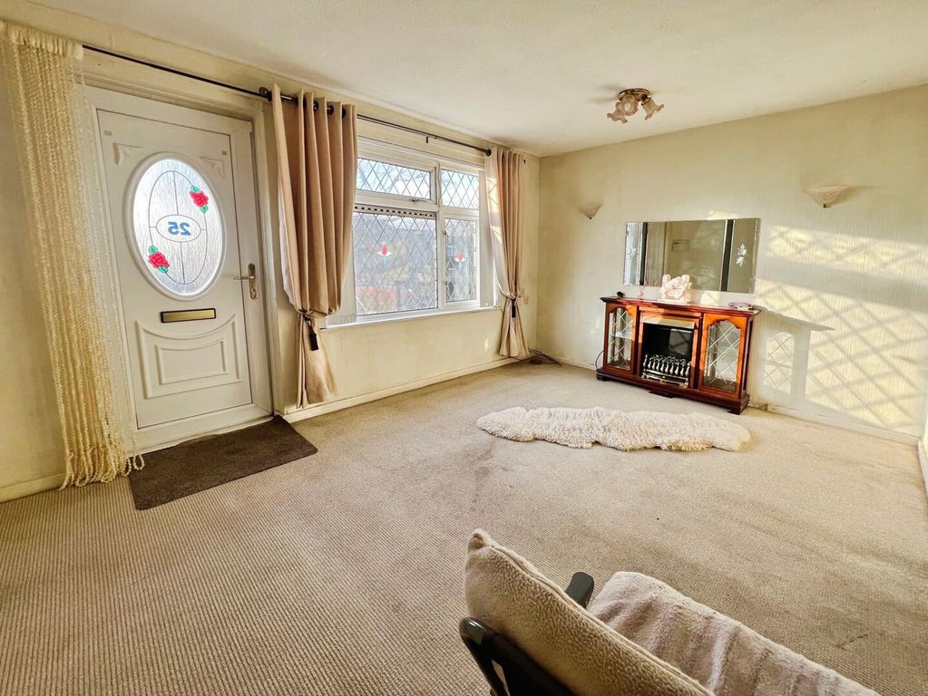 Property photo 3 of 13 Living Room