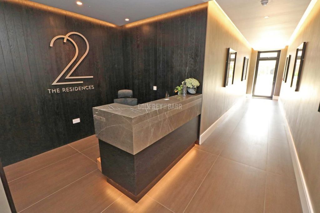 Additional image 5 of 2 bed flat to rentBeech Hill, Hadley Wood EN4