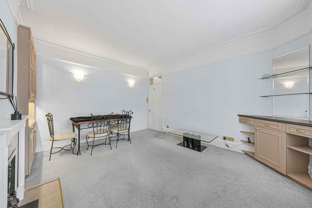 Property photo 2 of 13 Dining Room