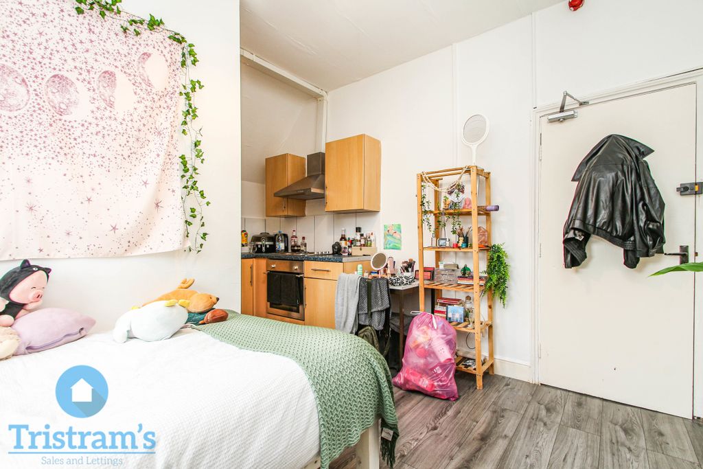 Property photo 3 of 7 Img_2126