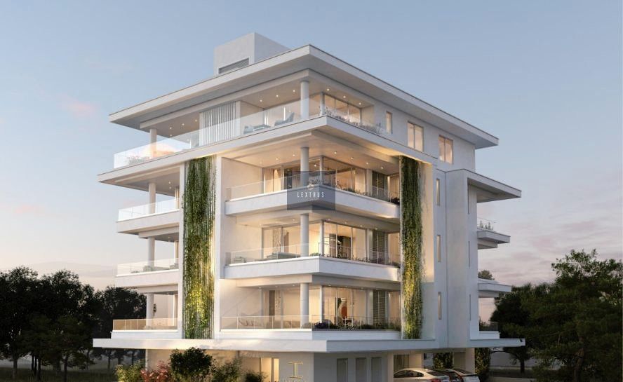 Property photo 1 of 3