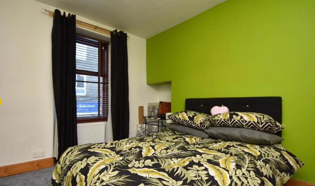 Property photo 3 of 11