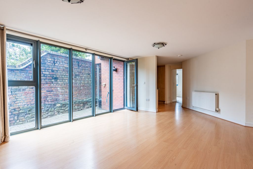 Property photo 1 of 13 1