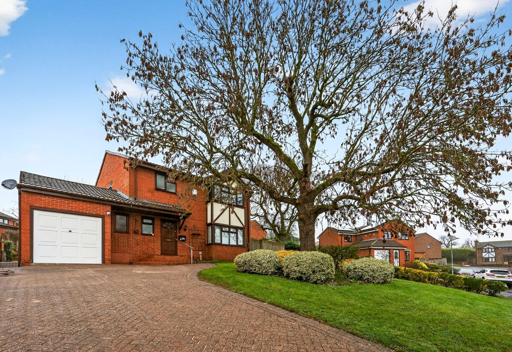 Property photo 1 of 30