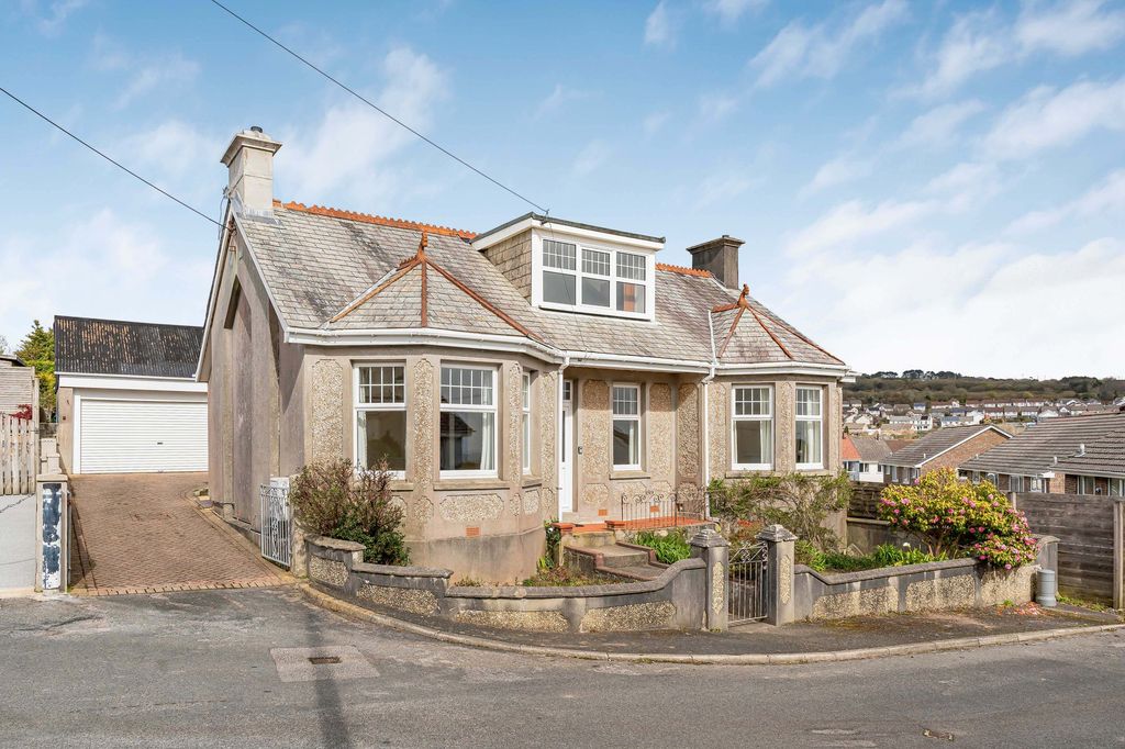 Property photo 1 of 29