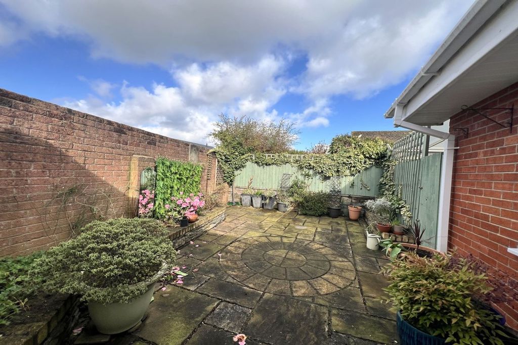 Additional image 4 of 2 bed detached bungalow for saleNorth Street, Abergavenny NP7