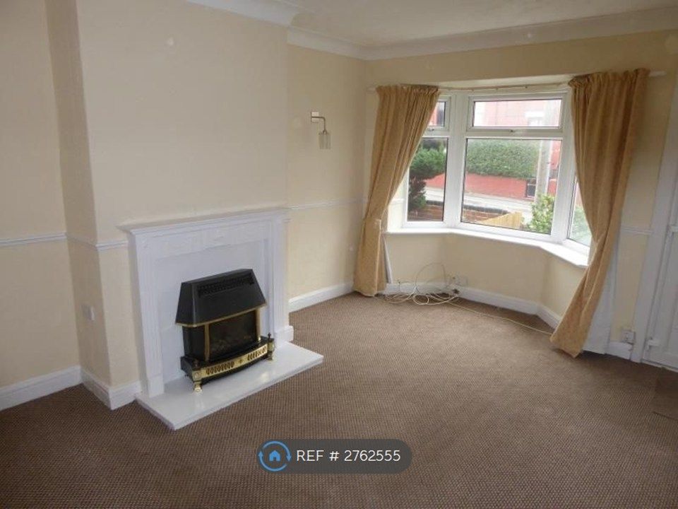 Property photo 2 of 9 Living Room