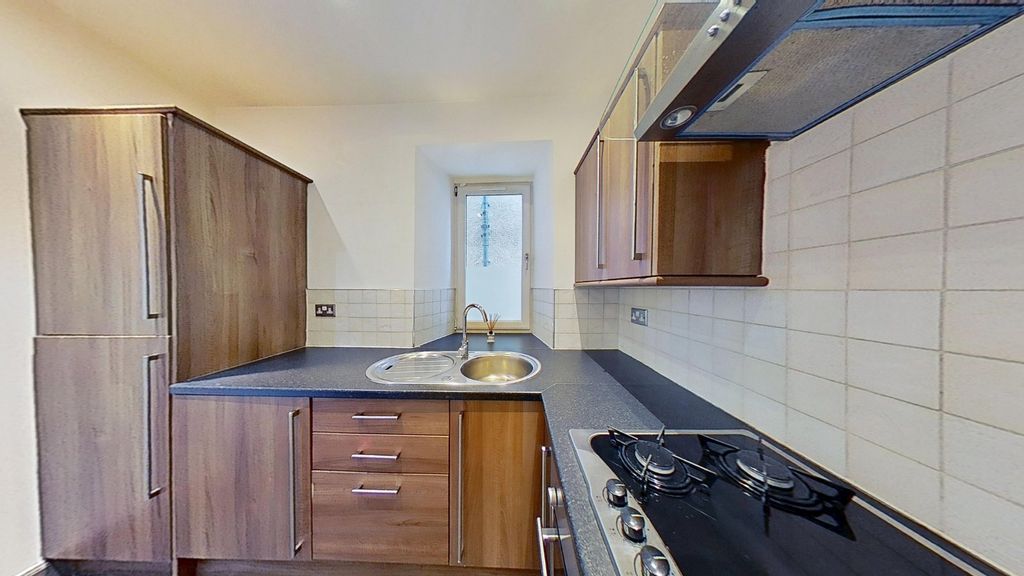 Property photo 1 of 23 Picture No. 03