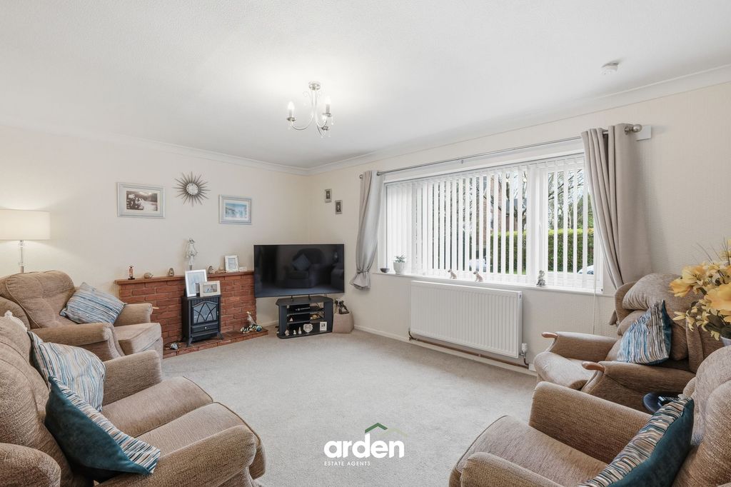 Property photo 3 of 9