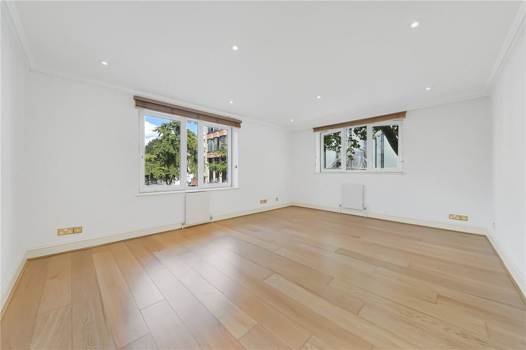 Property photo 2 of 14 Picture No. 20