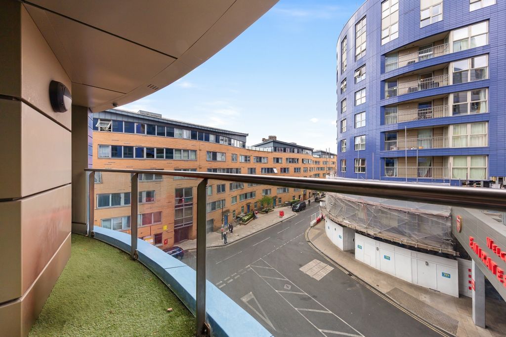 Property photo 2 of 10 094A8414
