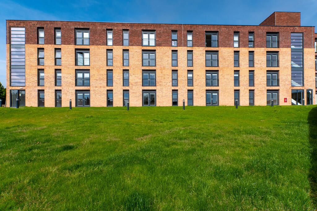 Property photo 1 of 21 Image