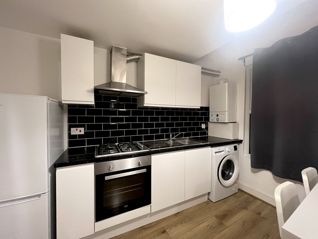 Property photo 2 of 19 Gallery