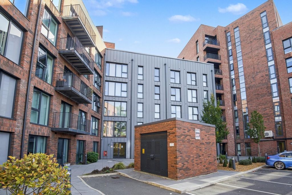 Property photo 1 of 15 Rear