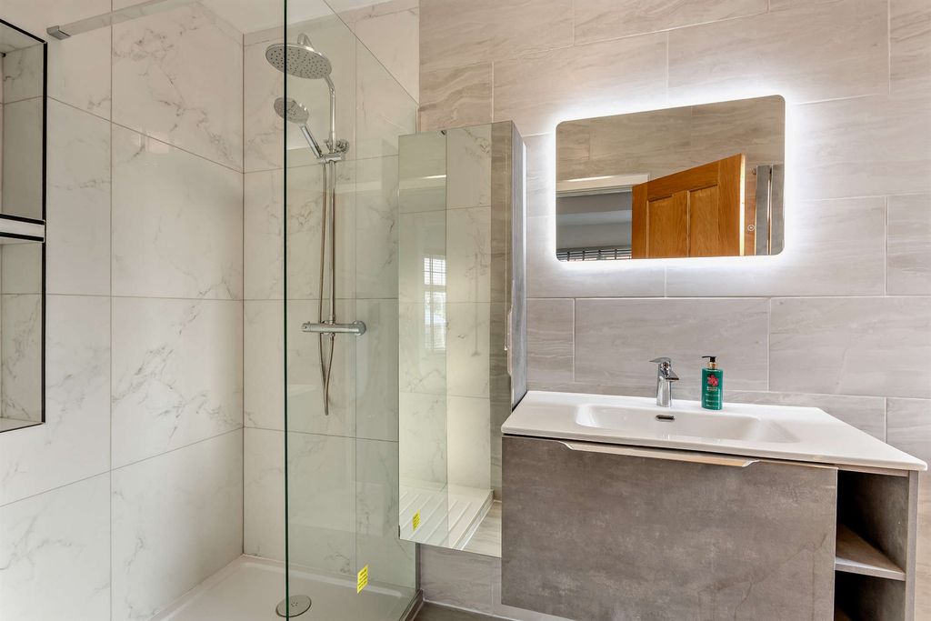 Additional image 16 of 5 bed detached house for saleEastfield Road, Peterborough PE1