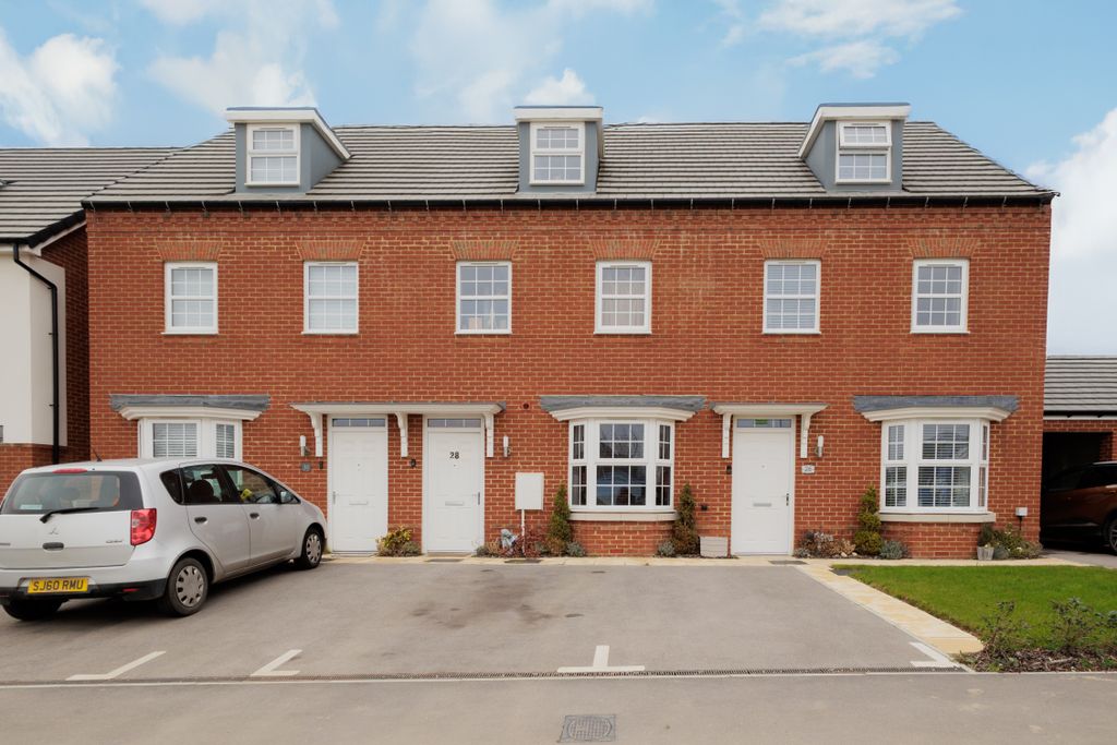 Property photo 1 of 36