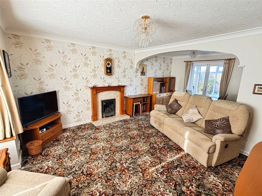 Property photo 3 of 25 Lounge Diner