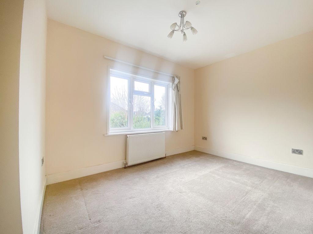 Property photo 2 of 6 14