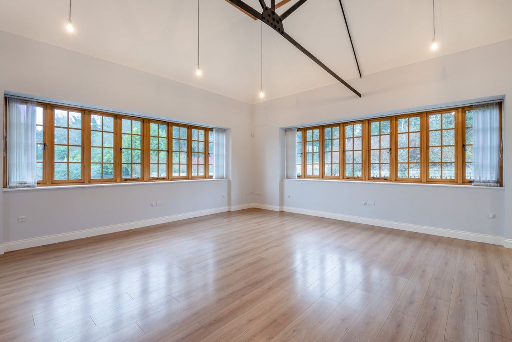 Property photo 3 of 8 Open Plan Area